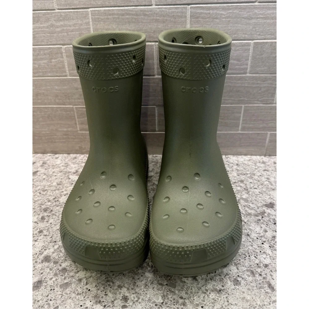 Crocs NWOT Adult Unisex Classic Army Green Waterproof Rain Boots Mens 7 Womens 9